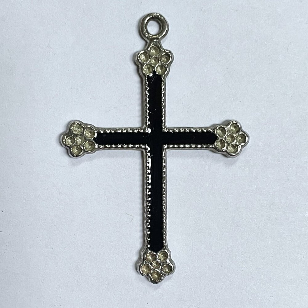 Vintage Silver Cross pendant Vintage Cross 1 3/4”x 1 1/4”